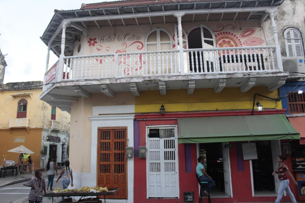 La Costena Hostal *
