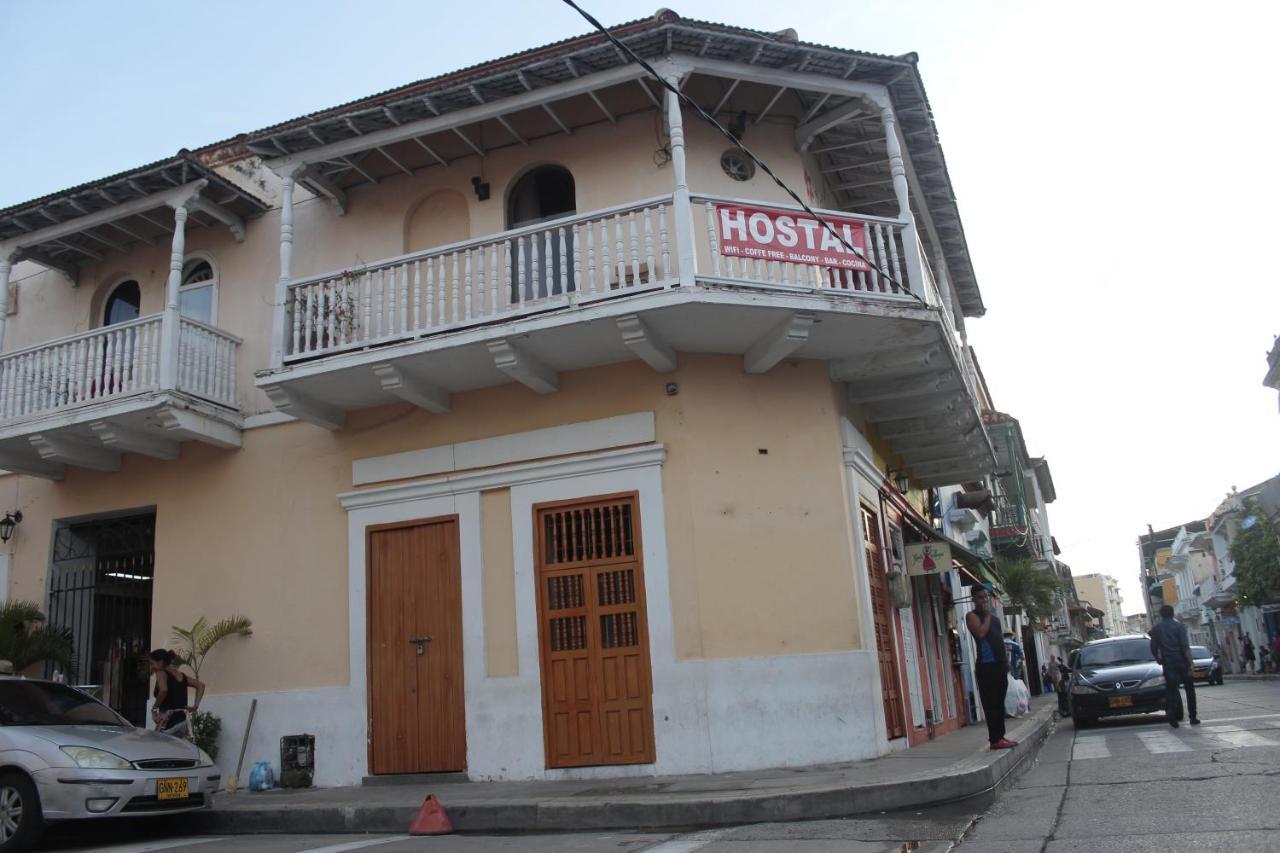 La Costena